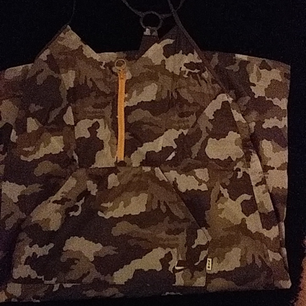 Nike NSW dress. Size L. Military.